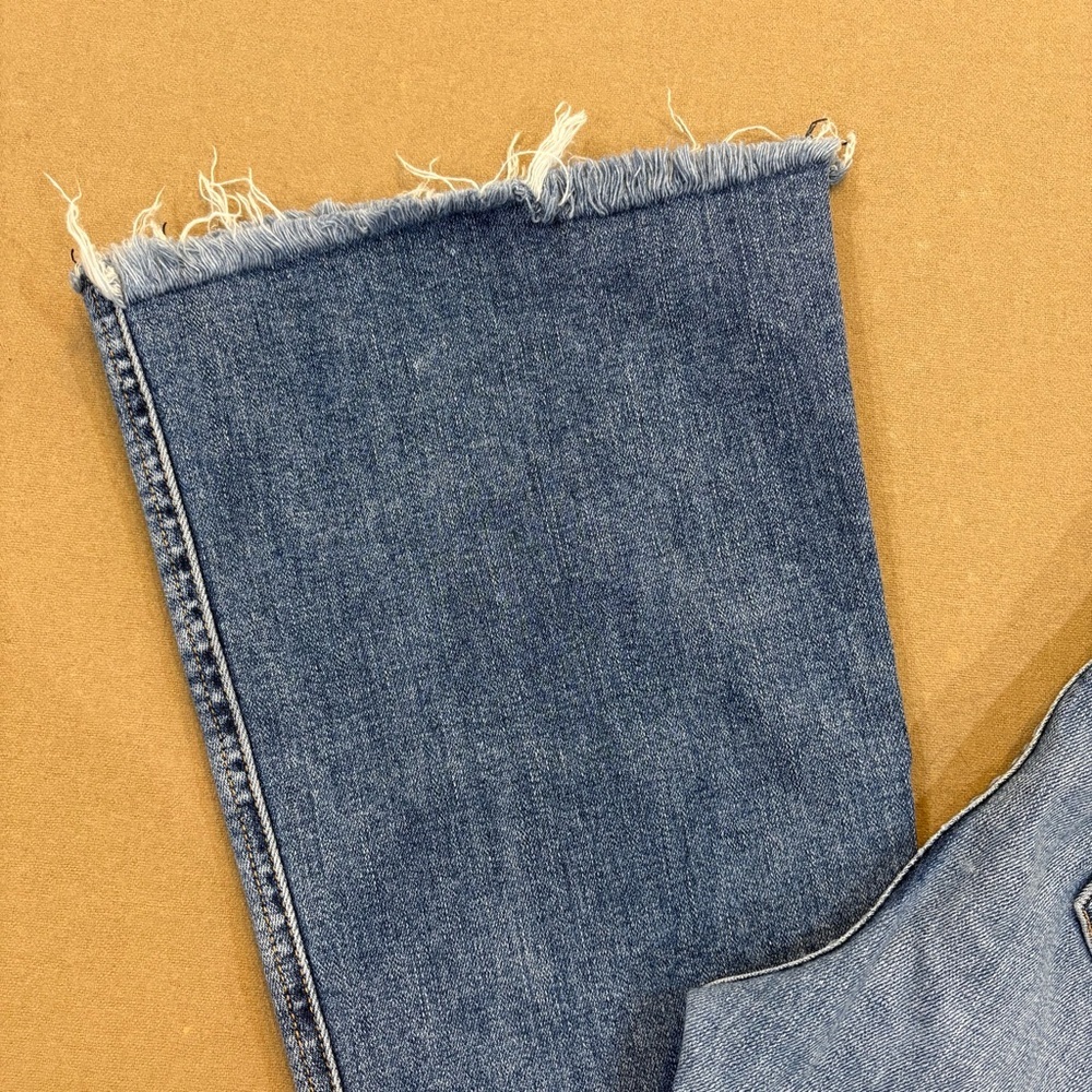 Rag & Bone Women’s 10 Inch Crop Flare Distressed Jeans Size 27 - Picture 3 of 16